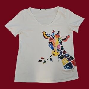 NORACORA Colorful Rainbow Giraffe T-shirt